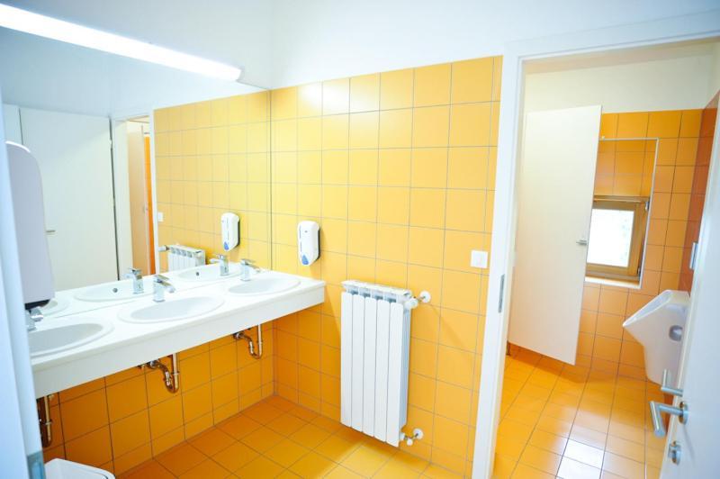 Youth Hostel Ajdovscina Bilik gambar